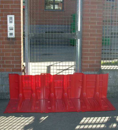 [noaq barriera protezione  inondazioni antialluvione esondazione antiesondazione allagamento allagamenti]